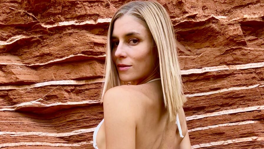 EmmaFae private chat room profile image