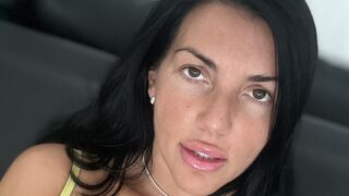 Erika Erika strapon dildo show