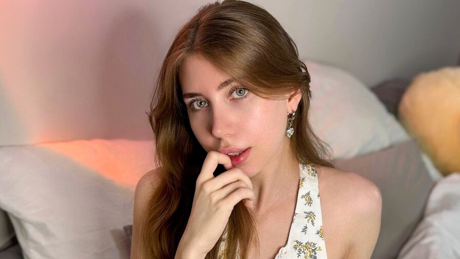 EvaAkin online cam model profile image