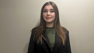 Eva Blayr nails cam girl