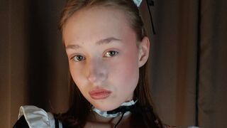 Evelina Moorina HD live cam preview
