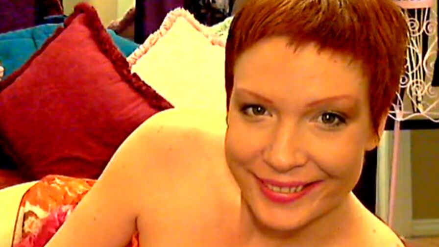 Faruzza private model chat profile image