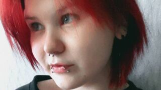 FillisFox cam room profile thumbnail