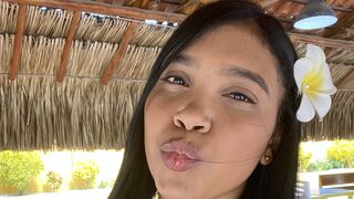 FlordeCataleya premium cam show thumbnail