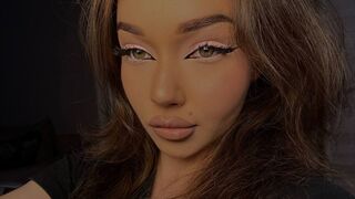 Ghislaine Perot LJ HD webcam preview