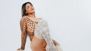 Gia Martineli busty MILF cam model