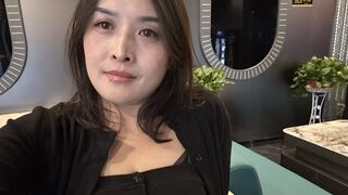 GingerYang live stream model thumbnail