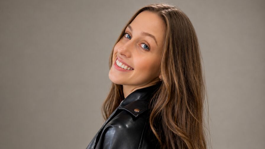 HaileyArden live cam chat profile image