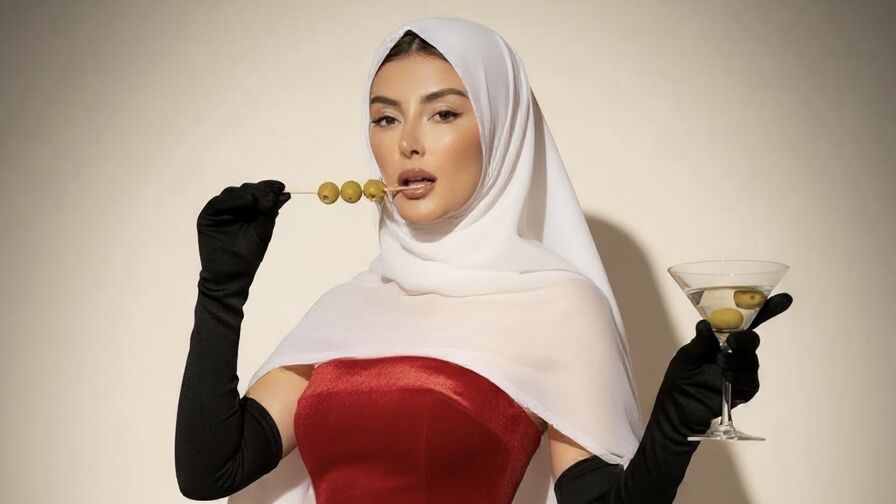 HalaiaNoor live show model profile image