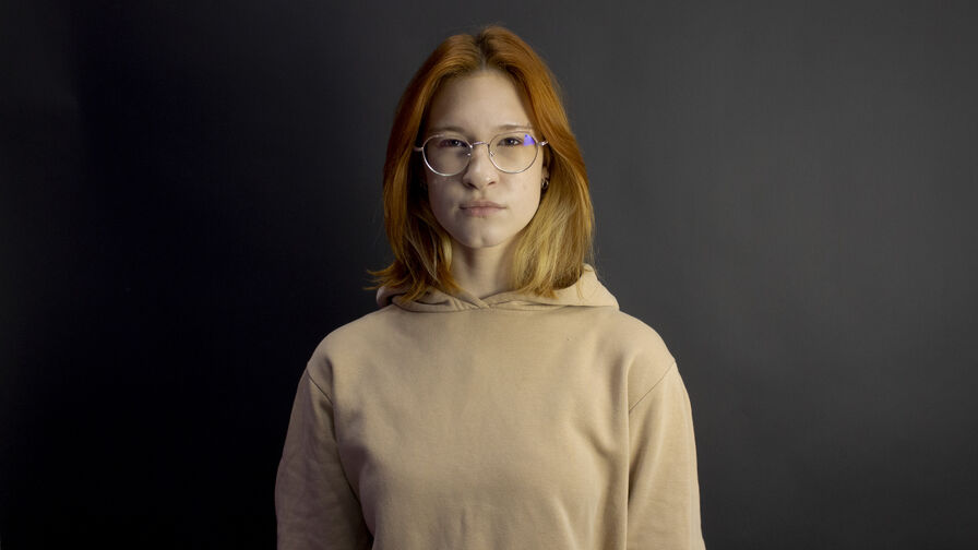 HayleyHardie webcam room profile profile image