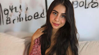 HelenJohmson webcam chat room thumbnail