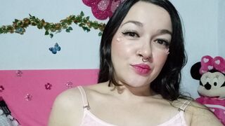 Honey Angela free webcam girl online