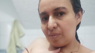 IbannaBely live cam room thumbnail