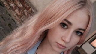 IsabelManha online stream model thumbnail