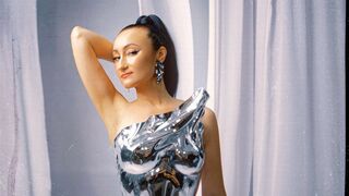 IsisBrown online live cam thumbnail