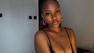 Joyce Clara youthful webcam girl
