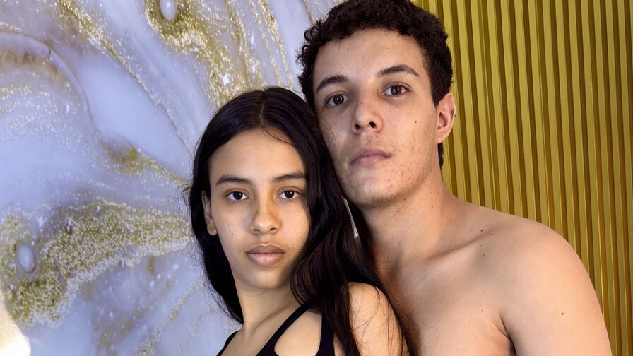 JulianaAndRoberto live cam room profile image