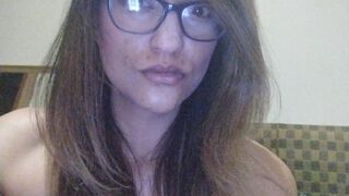KarmicQzar cam room profile thumbnail