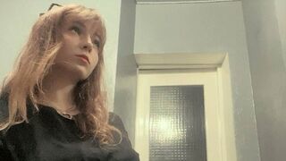 KatheSanagustin online cam model thumbnail