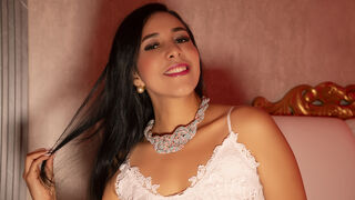 KattyRivera private cam room thumbnail