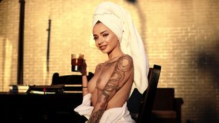 KayaBelle online stream model thumbnail