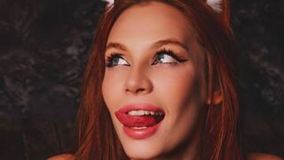 Kelli Kirasti ginger cam preview