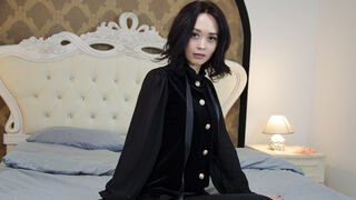 Ketil Lun bedroom eyes webcam girl