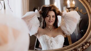 KristinaLiss live show model thumbnail