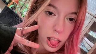 Lara Wils big boobs webcam model