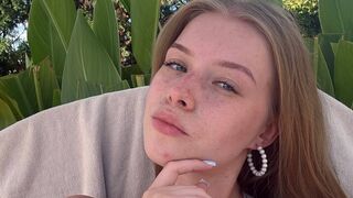 LashandaWeider adult cam show thumbnail