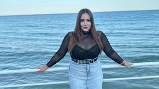 LeillaTvin adult cam model thumbnail