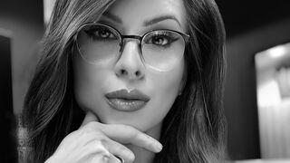 Lena Fox mouth sounds ASMR scene
