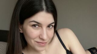 LeotaGlomski adult live cam thumbnail
