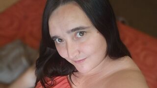 LesiRudiuk webcam model chat thumbnail