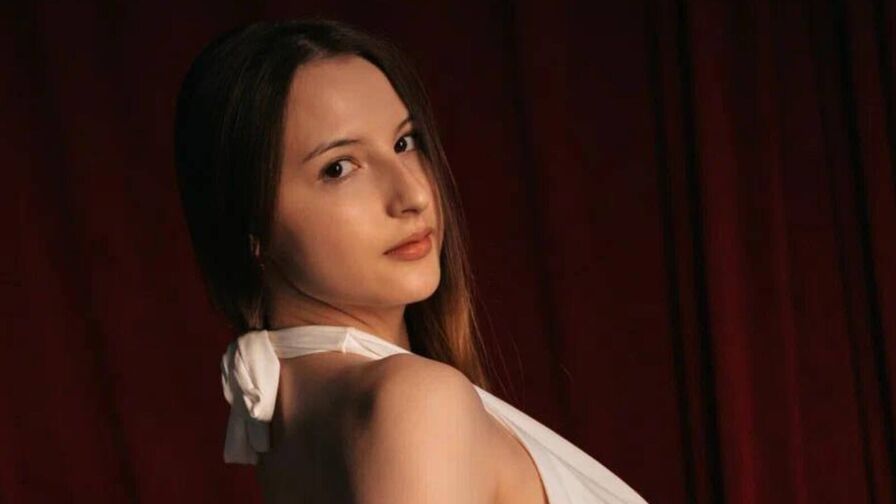 LeslyGilbert cam model profile profile image