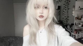 LeticiaFinello live show model thumbnail