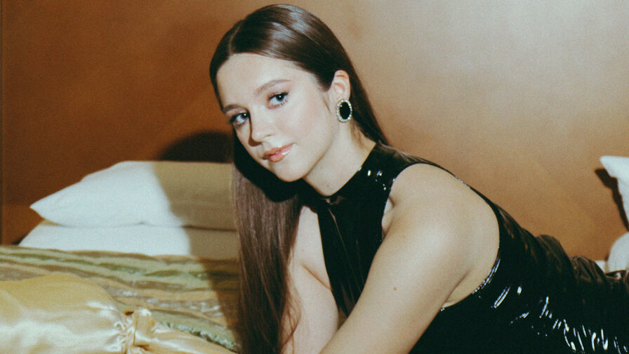 LiaSolen live cam model profile image