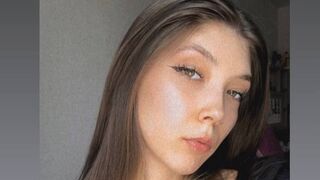 LienFlanders private chat room thumbnail