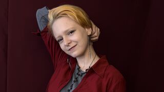 LilIMon webcam model chat thumbnail