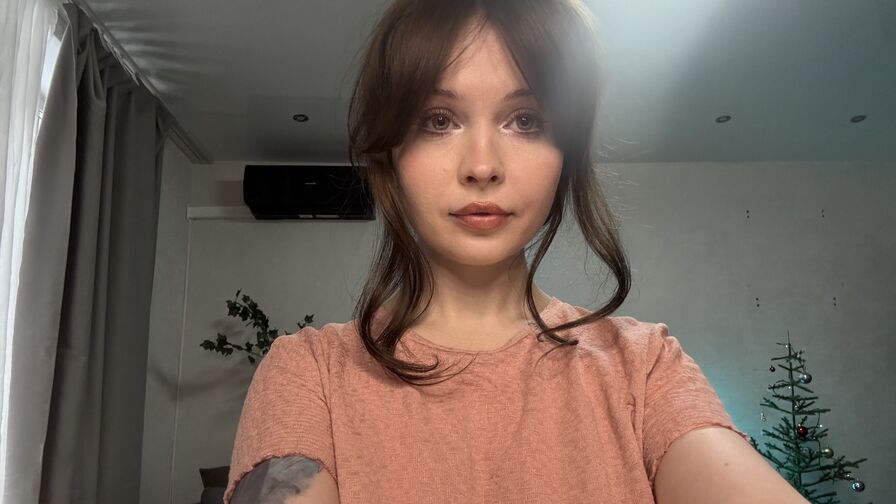 LiliJana cam model profile profile image