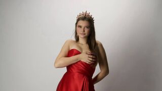 Lindsay Bister brown eyes webcam girl