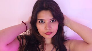 Linnda Florez HD live cam preview
