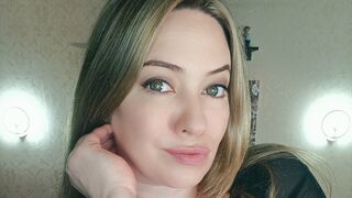 LolaJoly private chat room thumbnail