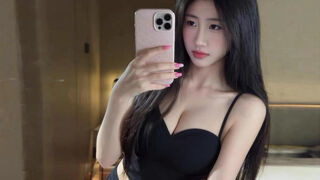 LouiseEve premium webcam show thumbnail