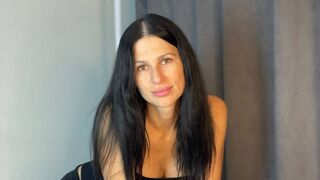 LuisaDekar premium live cam thumbnail