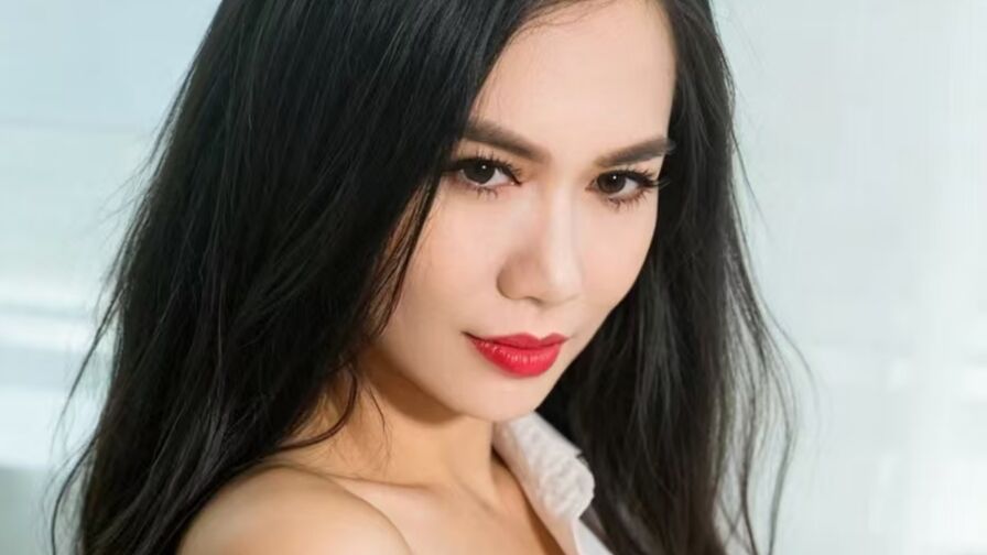 LunaBao webcam model chat profile image