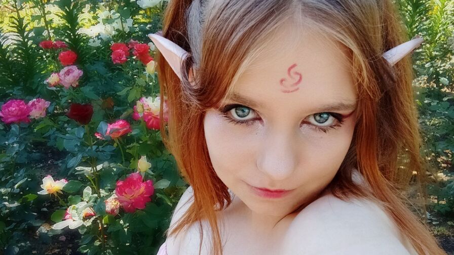 LunaFory premium cam show profile image