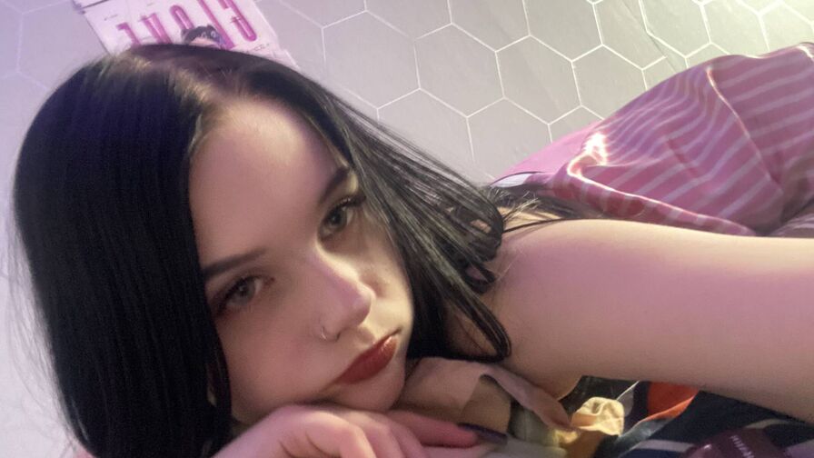 MaishaHanawalt online cam room profile image