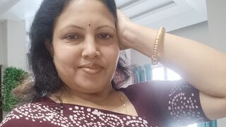Manisha Ji busty webcam model