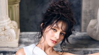 Maria Porter Asian cam room online